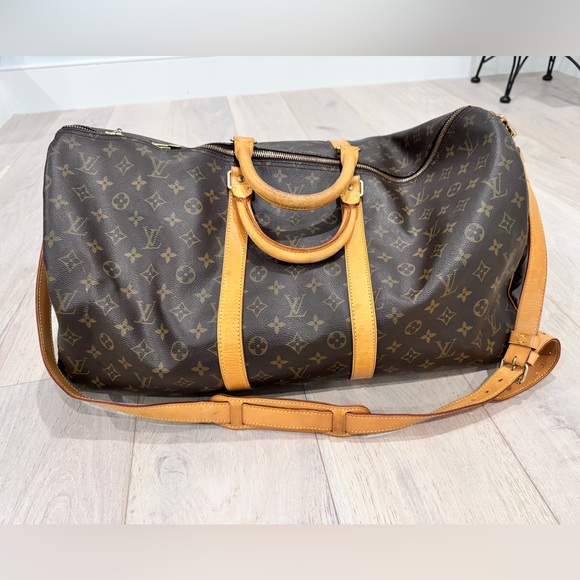 Authentic Louis Vuitton - Keepall Bandoulière 55 travel duffle bag. - Picture 2 of 5